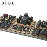 Présentoir de Comptoir Boutique DIGU Élégant en Cuir Givré Noir et Vert pour Bijoux, Idéal pour les Vendeurs de Marques et Bracelets