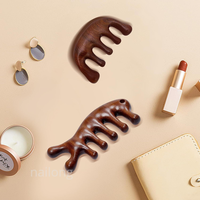 Peigne de massage du cuir chevelu en bois vibrant avec Gua Sha pour la croissance des cheveux pour femmes et hommes Xiaoyuan