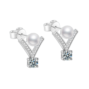 Pendientes de Perlas de Moissanita con Certificación GRA |   Joyería de Lujo en Plata S925 con Baño de Rodio y Oro, Perla de Agua Dulce Color D en Forma de V - Product Image 1
