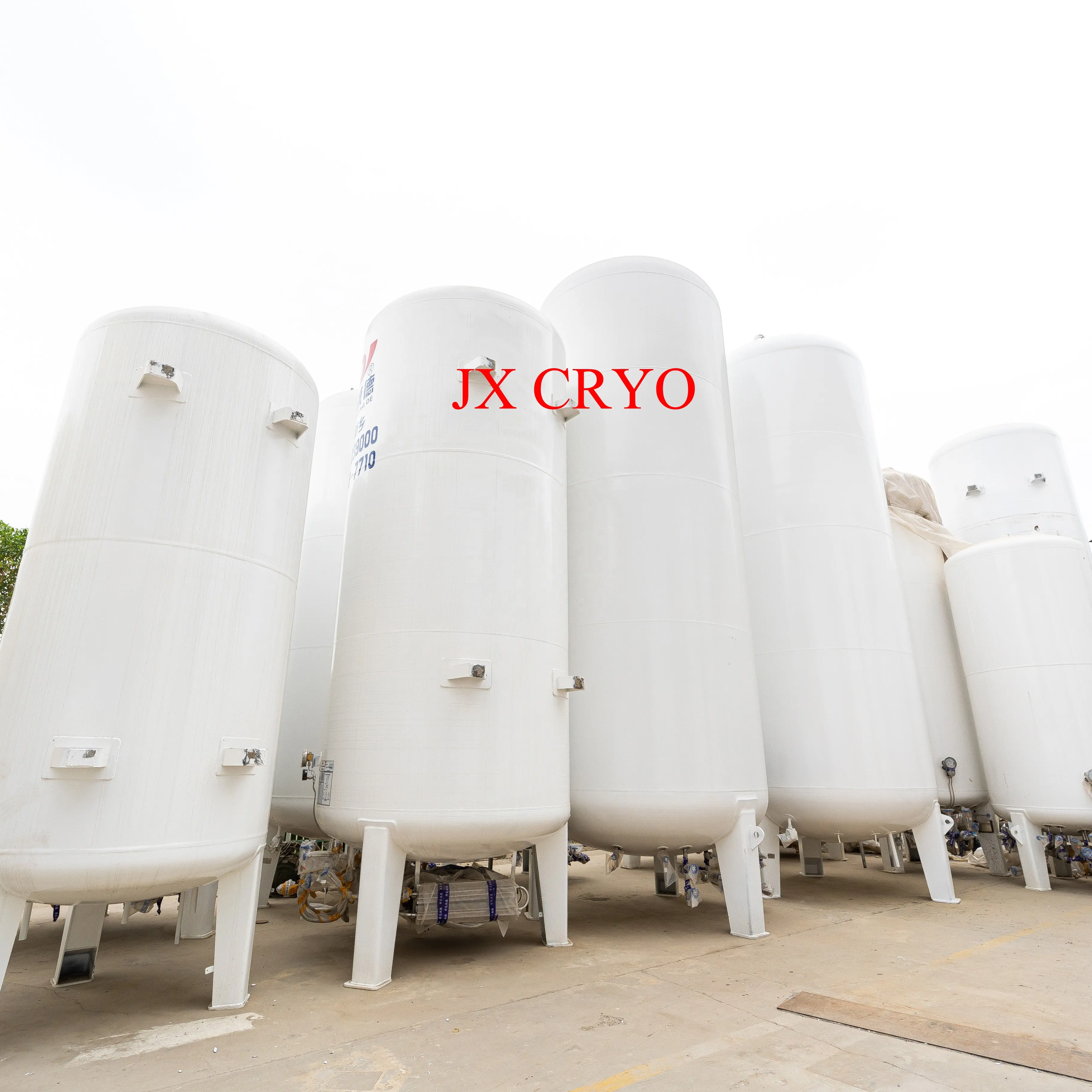 Réservoir de stockage industriel en acier inoxydable cryogénique de 20m3 16Bar pour station de remplissage