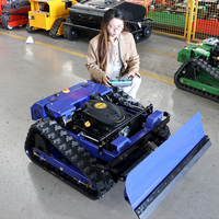 Tondeuses à gazon télécommandées sur chenilles de qualité industrielle avec moteur Rato 225cc 24V pour terrains en pente