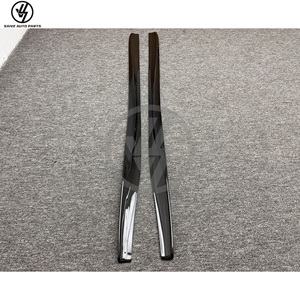 Faldones Laterales Estilo V de Fibra de Carbono Húmeda con Acabado Brillante y Tejido Twill, Envasados al Vacío, para GTR R35 2017-2020, Ajuste 1:1, 6 Meses de Garantía - Product Image 2