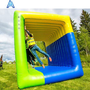 Parc d'attractions activité extérieure jeu événement commercial gonflable retangle cubique pelouse herbe rouleau d'eau pour <span class=keywords><strong>multijoueur</strong></span> - Product Image 4
