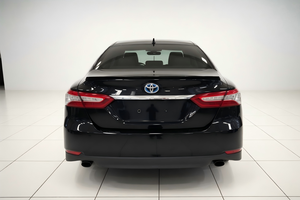 Hybride <span class=keywords><strong>2</strong></span>.5 d'occasion pour Toyota Camry 2021 Berline Familiale Norme <span class=keywords><strong>Euro</strong></span> VI Voiture d'Exportation Automatique Cuir R18 Toit Panoramique - Product Image 2