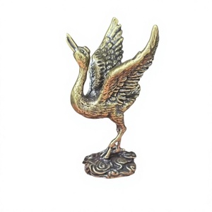 Figurine d'Oiseau Grue en Laiton Faite à la Main, Sculpture de Grue Volante, Statue d'Oiseau Décorative en Métal, Décoration de Table pour la Maison et le Bureau, Faune Sauvage - Product Image 5