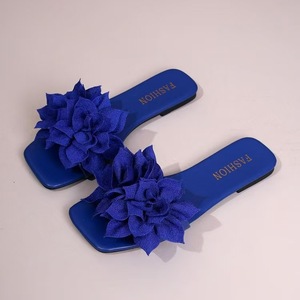 Alta qualità Pvc Eva quadrato singolo cinturino in metallo decorazione a <span class=keywords><strong>catena</strong></span> fondo piatto estate donna pantofola sandali da donna - Product Image 3