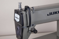 Machine à coudre industrielle électronique à bras long haute vitesse JUKKY 8700 pour vêtements
