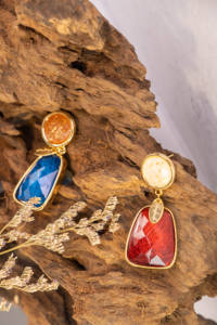 Pendientes de Clip con Cristal Rojo Marrón, Estilo Retro Clásico, Diseño de Gota de Agua, Ajustables, Hechos a Mano - Product Image 2