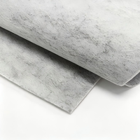 Rouleau de tissu non tissé aiguilleté coloré sur mesure, couleur Pantone disponible