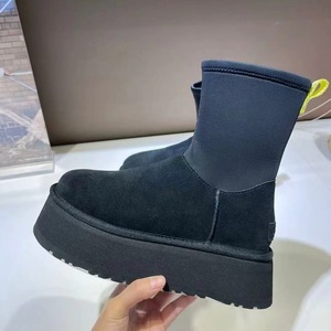 Bottes d'hiver classiques en satin et daim avec fourrure pour femme 2026 – Conception sportive décontractée pour intérieur et extérieur, semelle intérieure de haute qualité – Vente en gros - Product Image 3