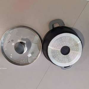 Juego de <span class=keywords><strong>Ollas</strong></span> y Sartenes de Aluminio Fundido a Presión, 6 Piezas, Tamaño Jumbo Grande de 36/40/44 cm, Diseño Especial Antiadherente - Product Image 2