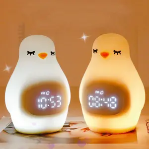 Réveil LED en silicone souple pour bébé pingouin avec veilleuse pour chambre d'enfant Vente en gros