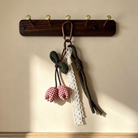 Jouets en peluche d'animaux de dessin animé adorables, décoration de sac à la mode, cadeau promotionnel, jouet en peluche personnalisé, pendentif de poupée 3D, accessoires de porte-clés