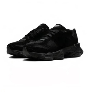 Scarpe da Corsa Casuali Retrò per <span class=keywords><strong>Uomo</strong></span> e Donna Triple Black 9060 in Camoscio Scarpe da Passeggio alla Moda per Primavera Autunno Inverno - Product Image 1