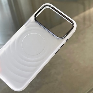 เคสโทรศัพท์แบบกันกระแทก ลายคลื่นโปร่งแสงแบบฝ้า สำหรับ iPhone 17 Air 17 Pro Max พร้อมกรอบโลหะและฝาครอบปุ่ม - Product Image 2