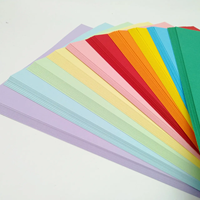 Papier cartonné Manila 70-80 en pâte de bois vierge à 100 %, papier glacé coloré, rouleau de papier coloré ou rame format A4