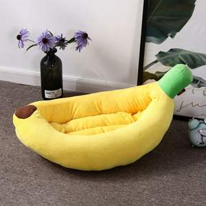 Qbellpet Op Maat Gemaakte Creatieve Gepersonaliseerde Fruit Bananenvorm Hondenhuis Schattige Warme Pluche Hondenbed <span class=keywords><strong>Dropshipping</strong></span> Huisdierenproducten - Product Image 2