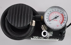 Compresseur portable 12V mini 150psi, gonflage rapide, certifié CE, 85dB silencieux, design compact pour pneus de voiture/<span class=keywords><strong>moto</strong></span>/vélo - Product Image 2