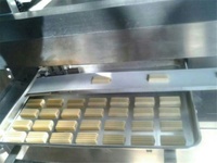 Machine d'alignement de plateau automatique à haute efficacité HanJue nouveau 220v pour Mochi Ice Cream Kibbeh Kubba Mooncake
