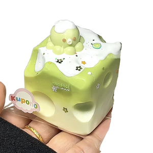 Juguete Antiestrés de Pulpo de Queso Matcha Realista, de Rebote Lento, Suave, para Apretar, Lindo, de Descompresión, de TPR - Product Image 1