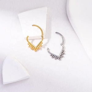 <span class=keywords><strong>Piercing</strong></span> para el cuerpo de titanio Joyas Colores anodizados Cuentas de soldadura Anillo para el tabique Pendientes de gota de agua - Product Image 5