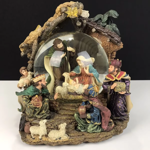 Globe à neige en résine personnalisé OEM, scène religieuse de la Nativité de Jésus en polyrésine faite à la main avec musique, fabricant de <span class=keywords><strong>Noël</strong></span> - Product Image 1