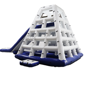 Parc aquatique <span class=keywords><strong>gonflable</strong></span> en PVC personnalisé pour l'extérieur, toboggan triangulaire et pyramide d'escalade aquatique pour la maison ou l'école - Product Image 1