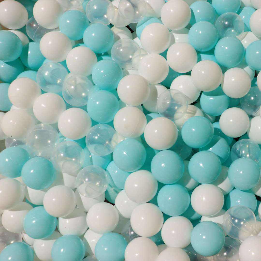 สีฟ้า, สีขาว, โปร่งใส