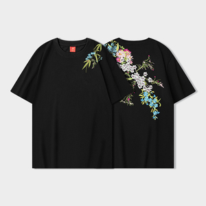 Camiseta Negra para Hombre con Bordado Floral, 100% Algodón, Cuello Redondo, Manga Corta, Estilo Casual Urbano, Logotipo Personalizado - Product Image 4