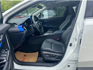 Oferta Especial: <span class=keywords><strong>Toyota</strong></span> <span class=keywords><strong>C</strong></span>-<span class=keywords><strong>HR</strong></span> <span class=keywords><strong>2023</strong></span> 2.0L CVT Edición de Lujo, Matriculado Enero <span class=keywords><strong>2023</strong></span>, Solo 16,000 KM, SUV Compacto de 5 Puertas y 5 Asientos - Product Image 4