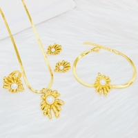 Nouveau Collier Tournesol pour Femme, Accessoires de Fête, Collier Floral avec Yeux, Boucles d'Oreilles Clous, Ensemble de Bijoux, Carte Cadeau Noël