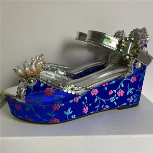 Sandales compensées élégantes à plateforme haute pour <span class=keywords><strong>femme</strong></span>, motif floral vintage, à bout ouvert, avec bride à boucle, pour la plage, les soirées et la marche - Product Image 6