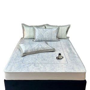 Hongchang Ice <b>Silk</b> Mat Three Piece Set Soft Cooling Summer Bedding For Infants Children Adults Elderly Pregnant Women - Product Image 4
