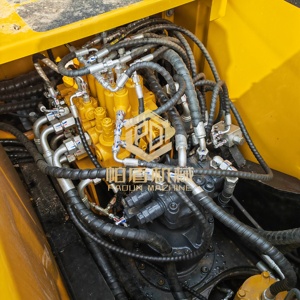 Used Sany SY155C 15 ton crawler excavator, low working hour Sany excavator for farmland renovation and small-<b>scale</b> mining - Product Image 6