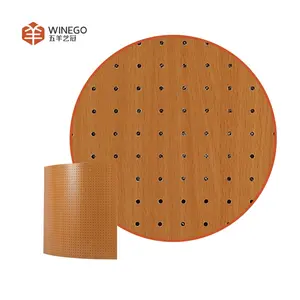 Panneau acoustique incurvé en bois pour hall, luminaire suspendu - Product Image 4