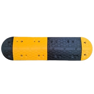 Vente en gros d'usine - Nids-de-poule en caoutchouc pour allée, 500*350*50mm, pour la sécurité routière - Product Image 1