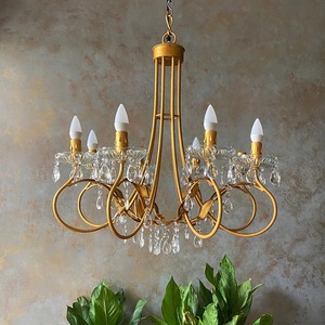 Lustre de haute qualité avec finition dorée pour la maison, l'hôtel, le restaurant et l'éclairage d'événements de mariage - Product Image 1