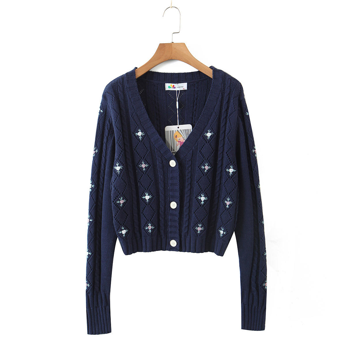 เสื้อคาร์ดิแกนสีน้ำเงินกรมท่า