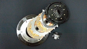 Venta al por mayor Yltech 2 uds Auto Race Clutch Kit excelente nuevo diseño rendimiento repuestos para coche Modif - Product Image 5