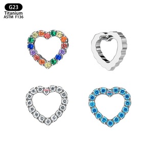 Boucles d'oreilles en titane en forme de cœur avec incrustation de zircon 7 mm G23 ASTM F136 Bijoux de piercing tendance - Product Image 5