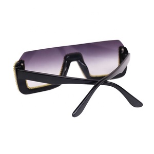 <span class=keywords><strong>2025</strong></span> rộng khung Thiết kế kính mát xác thực tùy chỉnh Bling <span class=keywords><strong>Fancy</strong></span> kính mắt cho phụ nữ vuông Sun Glasses - Product Image 6