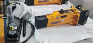 Casse-pierre hydraulique SOOSAN modèle SB30, moteur silencieux, diamètre de la pointe de 53 mm, pour excavatrices de 2,5 à 4,5 tonnes, garantie 1 an, haute qualité - Product Image 6