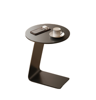 Table d'appoint moderne en métal, style luxe léger, en forme de C, petite table basse pour salon, balcon, tables d'angle rondes de loisirs