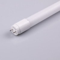 Tube lumineux fluorescent en aluminium LED en verre à haut lumen 9W 18W 22W 36W T8 T5 G13 2FT 4FT 5FT 8FT 80 CE ROHS FCC -20 - 50 100