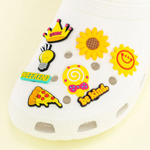 Charmes de chaussures en PVC 2D amusants, bonnes vibrations, cœur arc-en-ciel, numéro 67, décoration pour <span class=keywords><strong>sabots</strong></span>, accessoires à la mode pour <span class=keywords><strong>sabots</strong></span> et sandales, charmes de chaussures mignons - Product Image 2