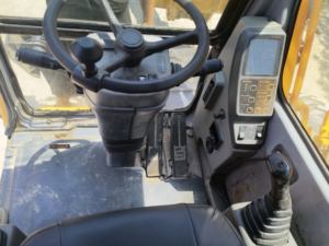 Excavateur Hyundai 210w-7 d'occasion sur roue pelle sur chenilles machine excavateur Hyundai 210w-7 d'occasion - Product Image 4