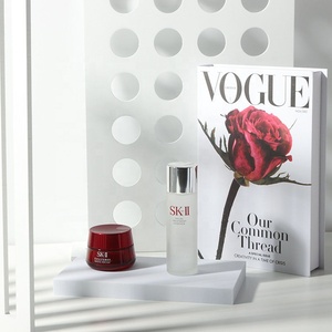 Fotografia geometrica oggetti di scena 41x29cm finestra ombra sfondo chiaro - Product Image 5