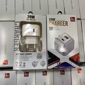 Chargeur rapide 20W en gros, type C + USB QC3.0, avec protection OVP 5V/3A pour utilisation avec caméra OTP, pour l'UE/les États-Unis - Product Image 3