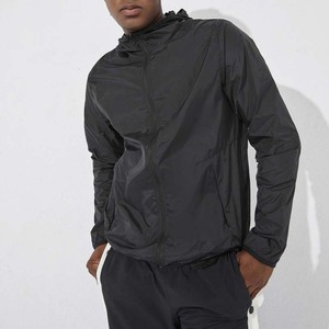 Nuevo diseñador hombres a prueba de viento senderismo deportes abrigo ropa mujer al aire libre correr <span class=keywords><strong>ciclismo</strong></span> chaquetas rompevientos con capucha - Product Image 4