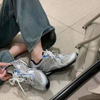 Chaussures de sport pour femme, nouvelle collection, polyvalentes, respirantes, décontractées, avec empiècements en maille argentée, à lacets, rehaussantes
